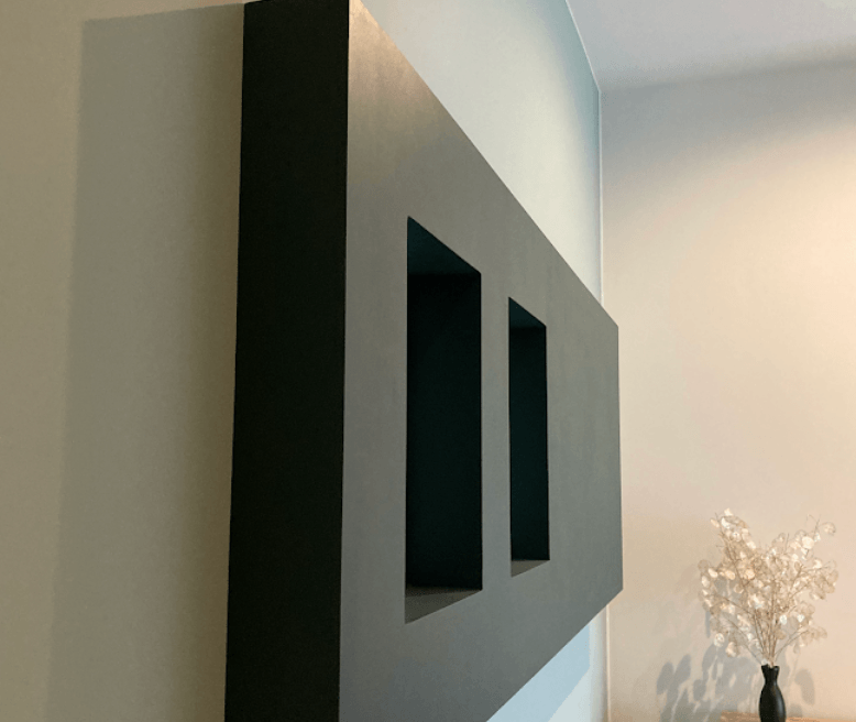 Architectural feature wall and recessed niche painting in a Kew home by Northern Star Painting